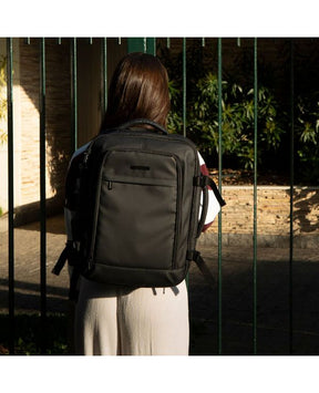 Kit de Mochila de Viagem Attack Preta e Bomba de Sucção Elétrica Portátil