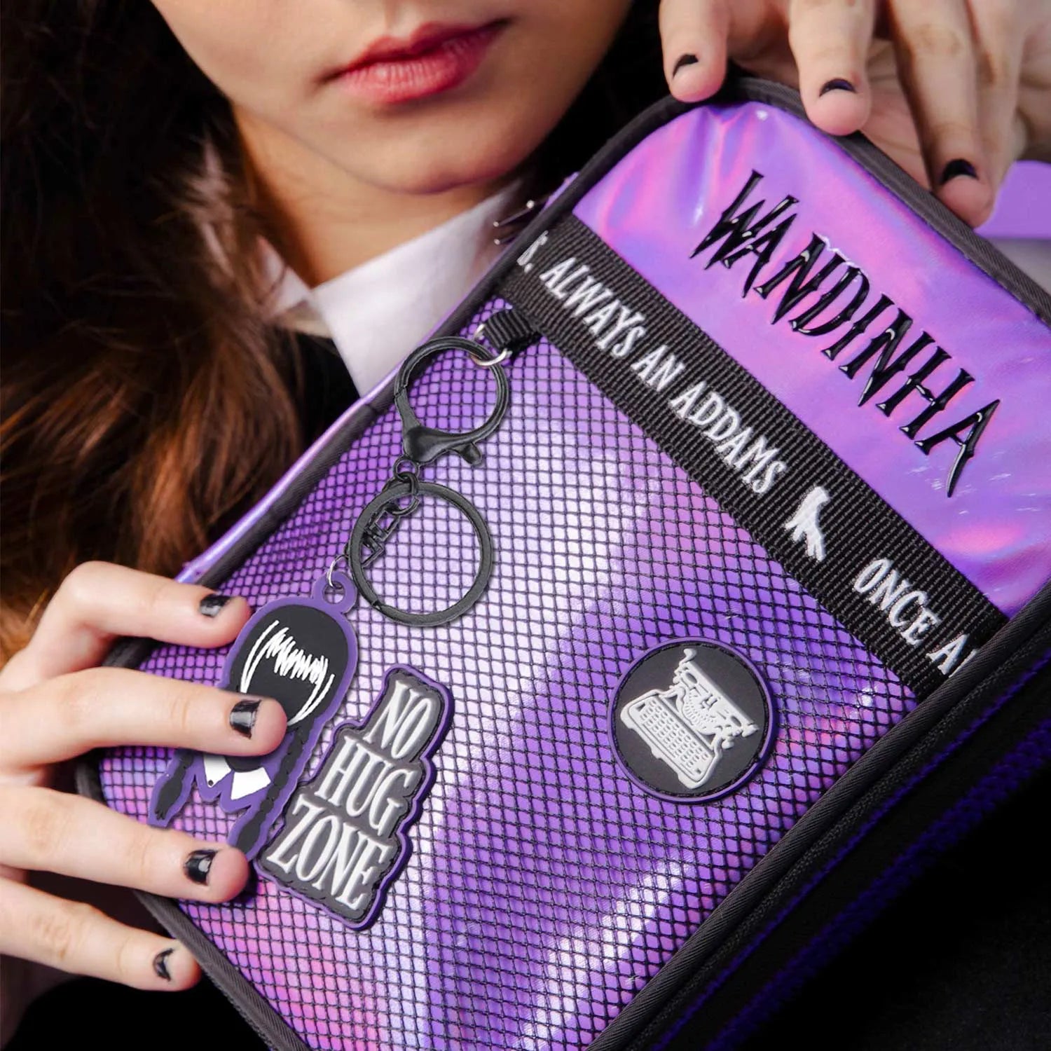 Kit Escolar Wandinha com Mochila + Lancheira Térmica + Estojo Infantil